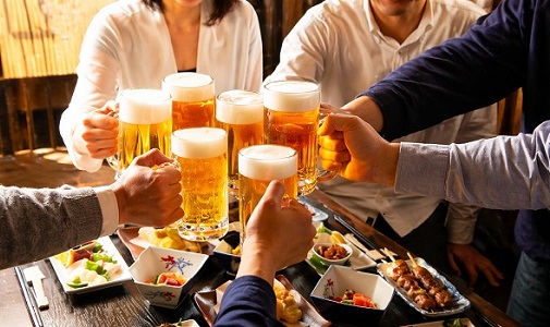 人手不足時代の居酒屋経営　「人を増やす」から「やり方を変える」発想へ