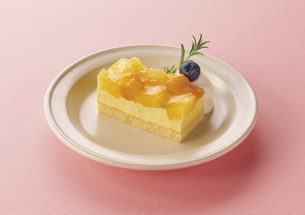 味の素冷凍食品）フリーカットケーキ パイン＆マンゴー（アルフォンソマ ンゴーピューレ使用）　500g（カットなし）