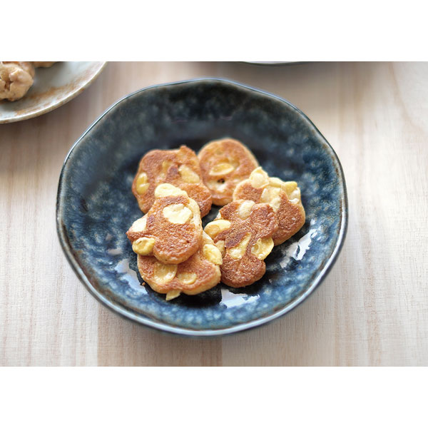 【売尽し】ぱりぱり塩そら豆せんべい　120g（約65枚）